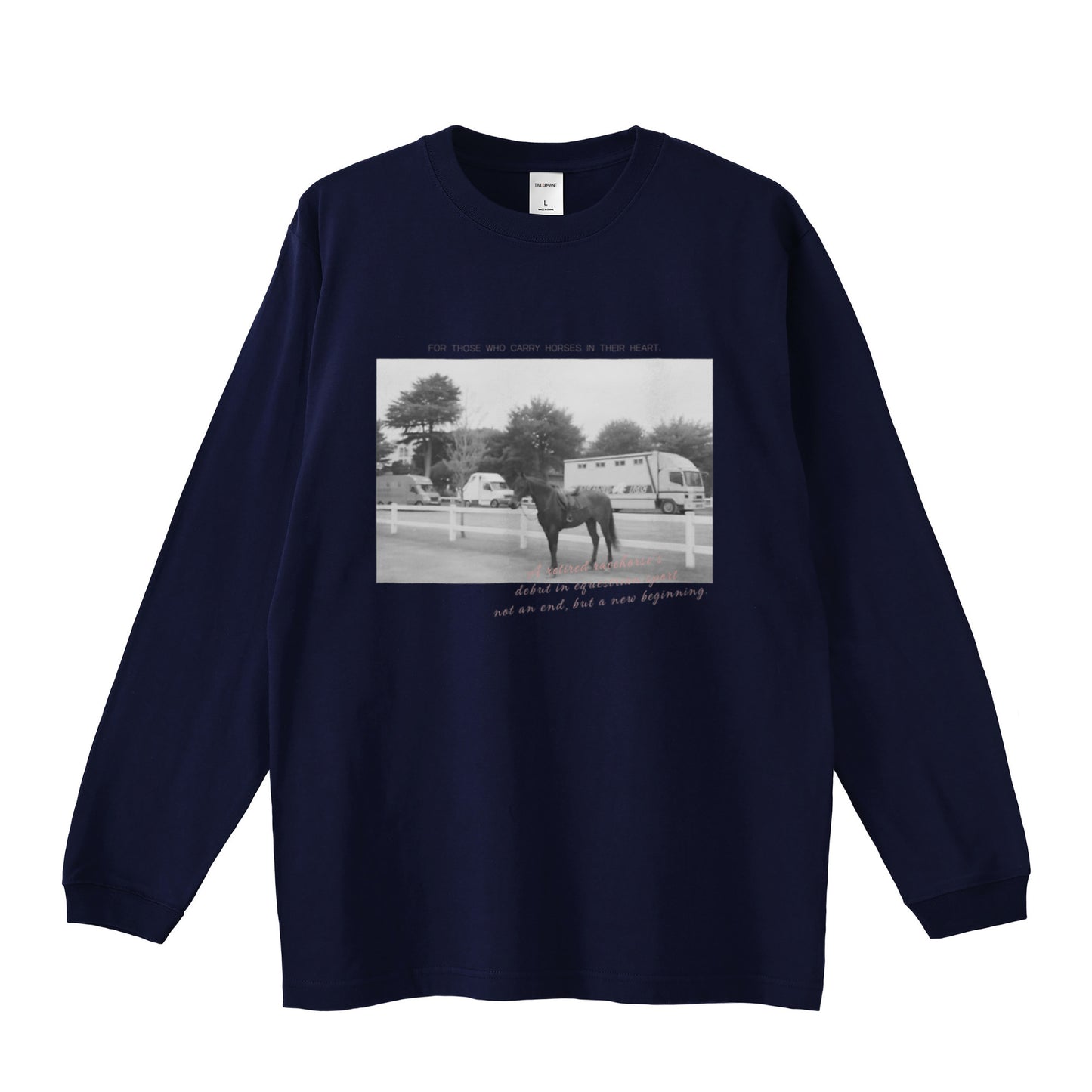 馬のいる風景を胸に ロングTシャツ T004 全5色 navy image