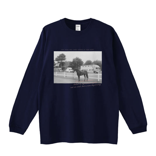 馬のいる風景を胸に ロングTシャツ T004 全5色 navy image
