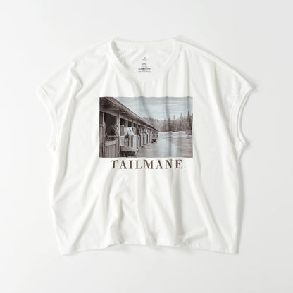 静かな厩舎の朝 スリーブレス ワイドTシャツ（レディース）  7Color T067 white image